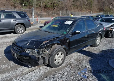 2002 Honda Accord 3.0 Ex z USA, uszkodzony, nr VIN 1HGCG16542A055065